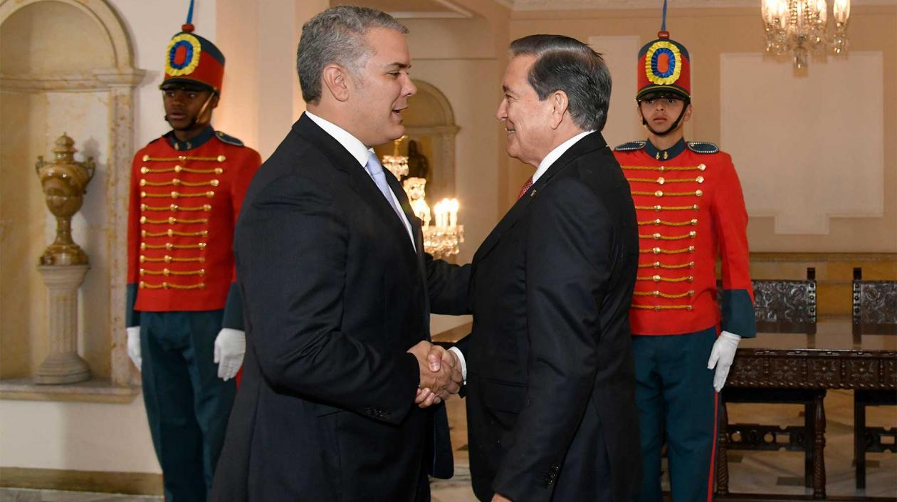 Iván Duque y Laurentino Cortizo.
