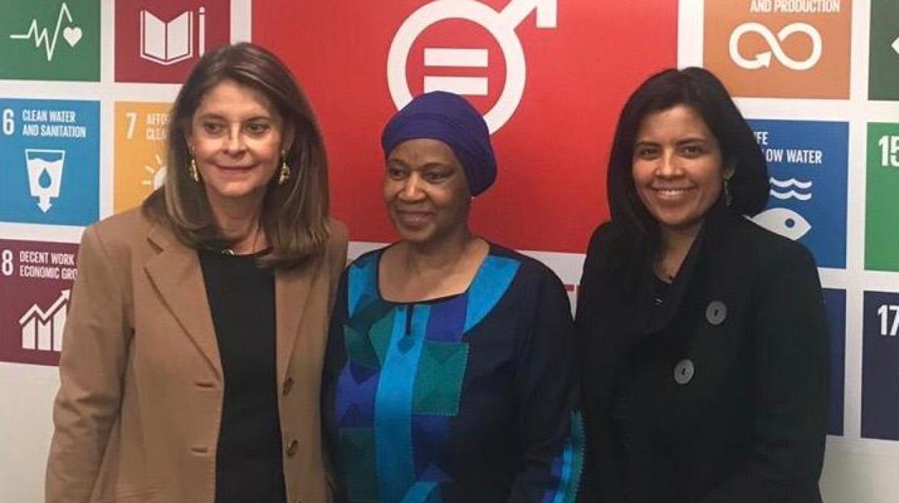 Vicepresidenta Marta Lucía Ramírez, con la Directora Ejecutiva de ONU Mujeres, Phumzile Mlambo-Ngcuka y la Consejera para la Equidad de la Mujer, Gheidy Gallo.
