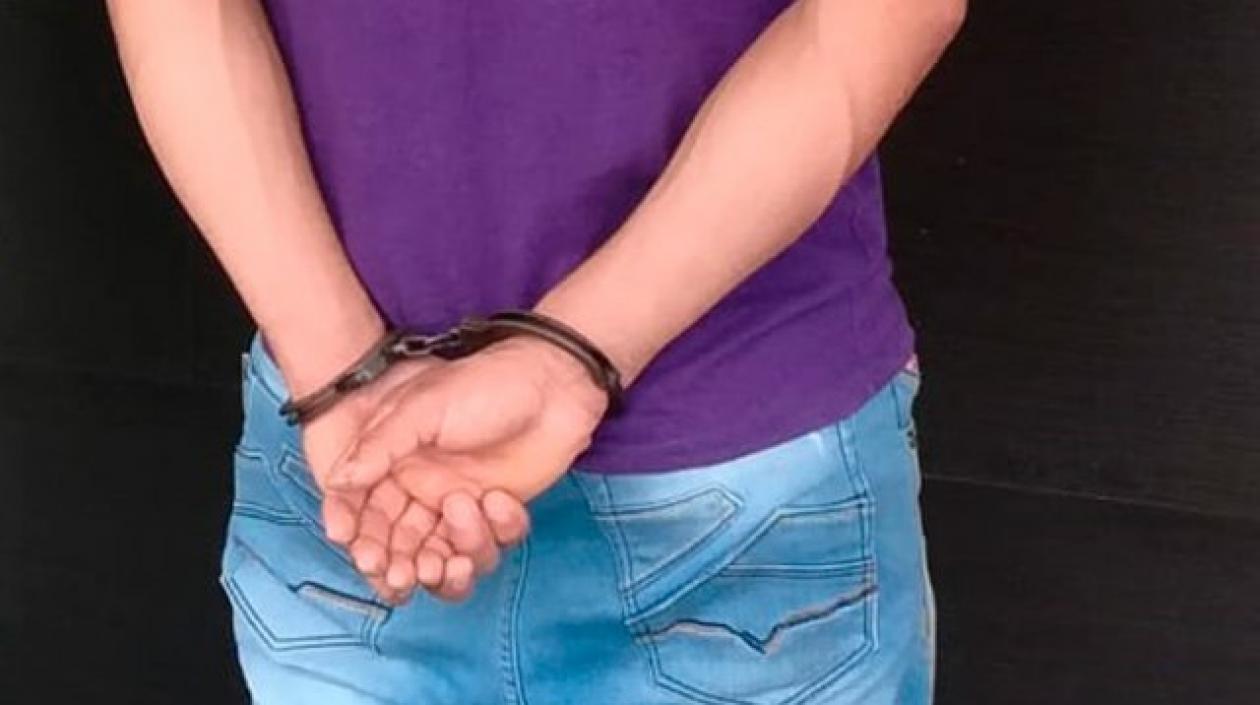 El hombre fue capturado mediante orden judicial.