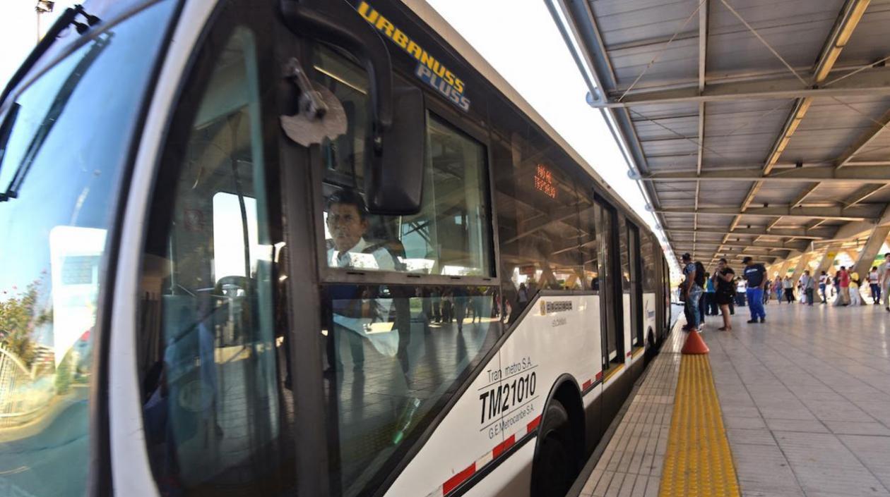 Transmetro anuncia que “servicio normal” durante el 21