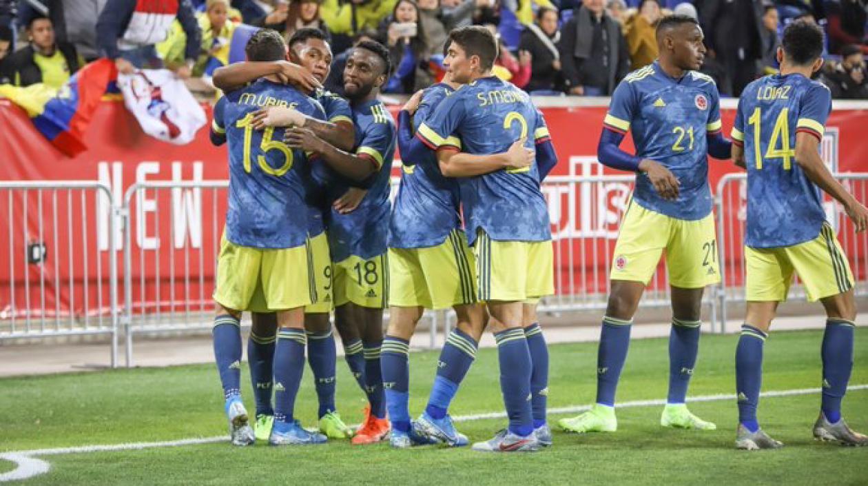 Celebración colombiana del gol de Mateus Uribe.