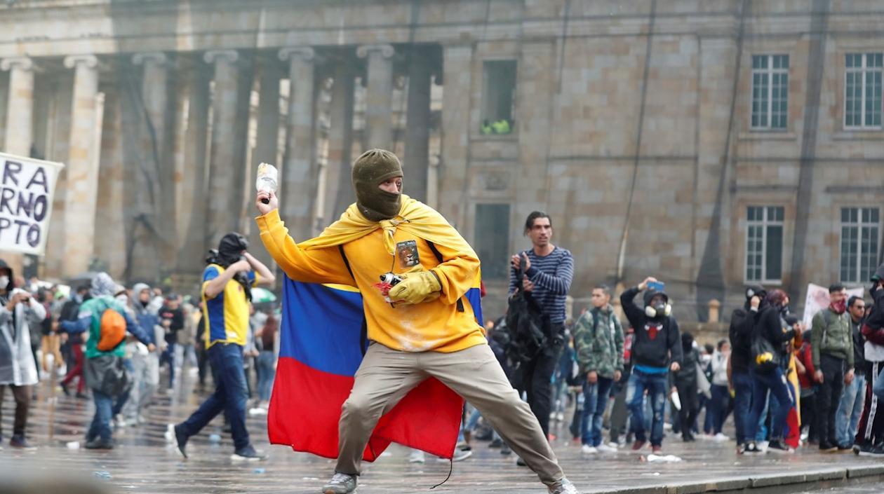 Procuraduría y Defensoría rechazaron las acciones violentas.