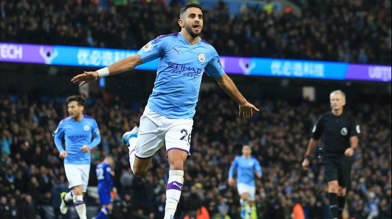 La celebración de Mahrez en el segundo gol del City.