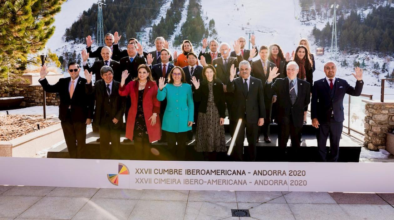 Fotografía facilitada por el SFGA de los asistentes a la I Reunión de Ministros de Asuntos Exteriores de Iberoamérica.