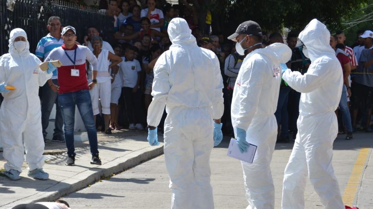 El CTI de la Fiscalía se encargó de la inspección del cadáver.