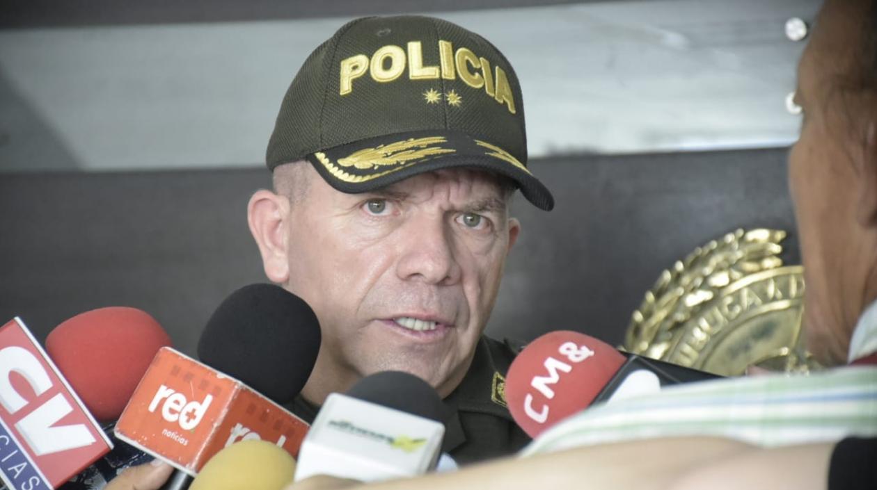 Brigadier general Ricardo Alarcón, comandante de la Mebar