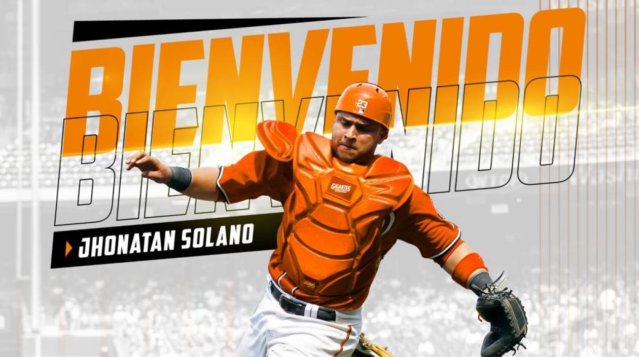Jhonatan Solano lucirá el uniforme de los Gigantes. 