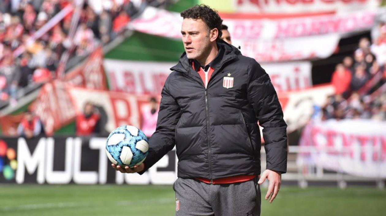 Gabriel Milito, técnico argentino. 