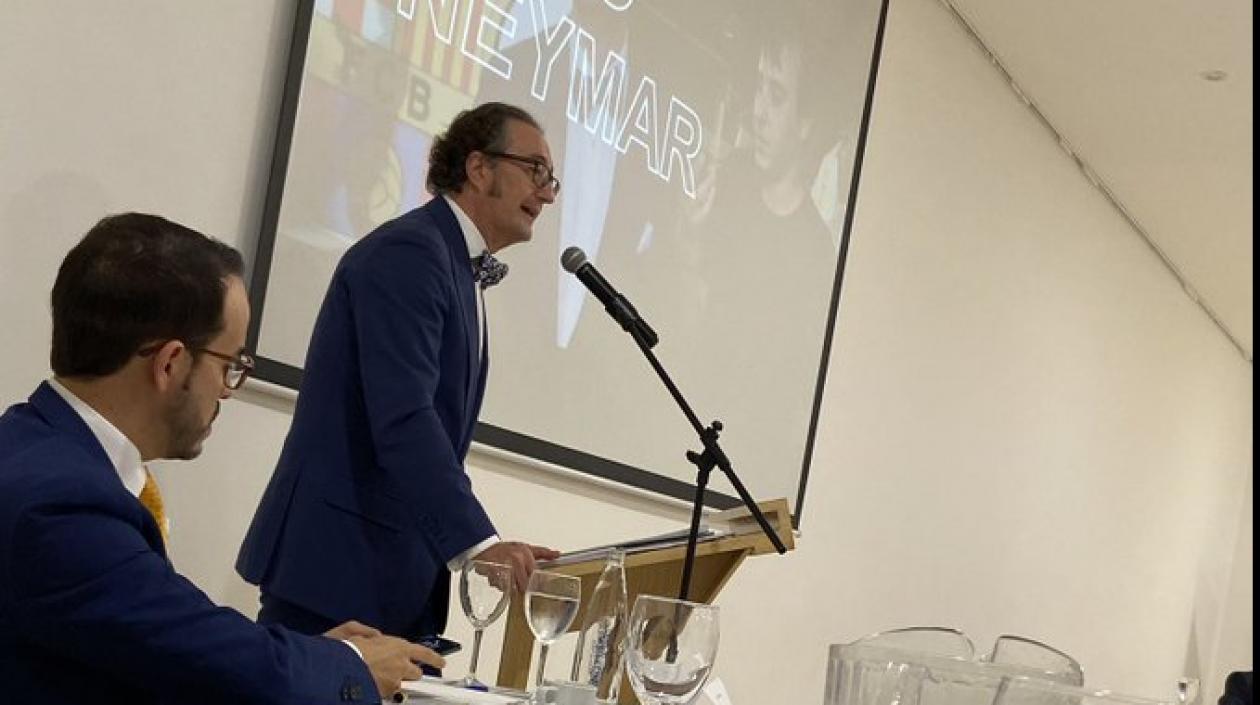 Juan De Dios Crespo dictó una conferencia dirigida a entidades deportivas y a jugadores de fútbol.