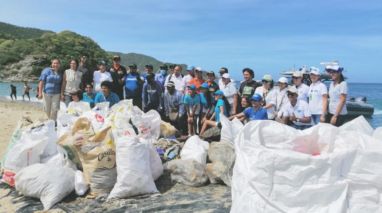 Playatón Tayrona en Bahía Concha y  Bonito Gordo.
