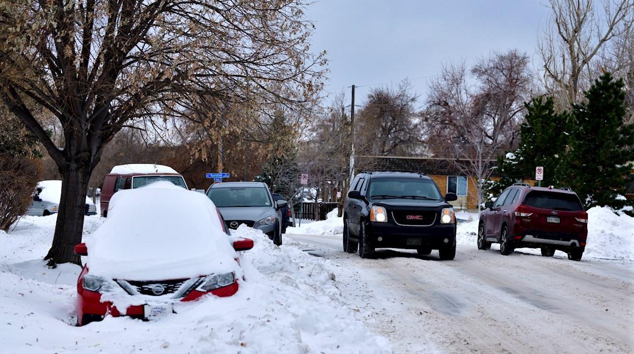 Muchas escuelas permanecen cerradas este lunes o han enviado a los estudiantes temprano a casa en el norte de Nueva York.