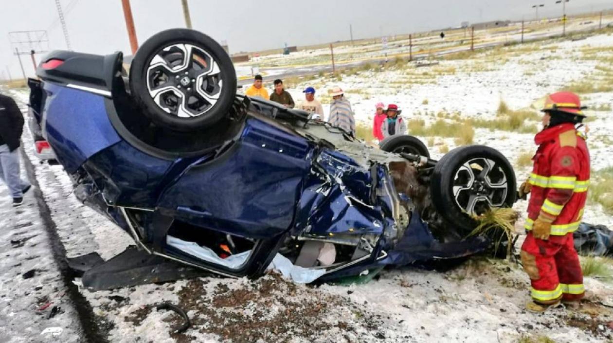 Camioneta accidentada. 