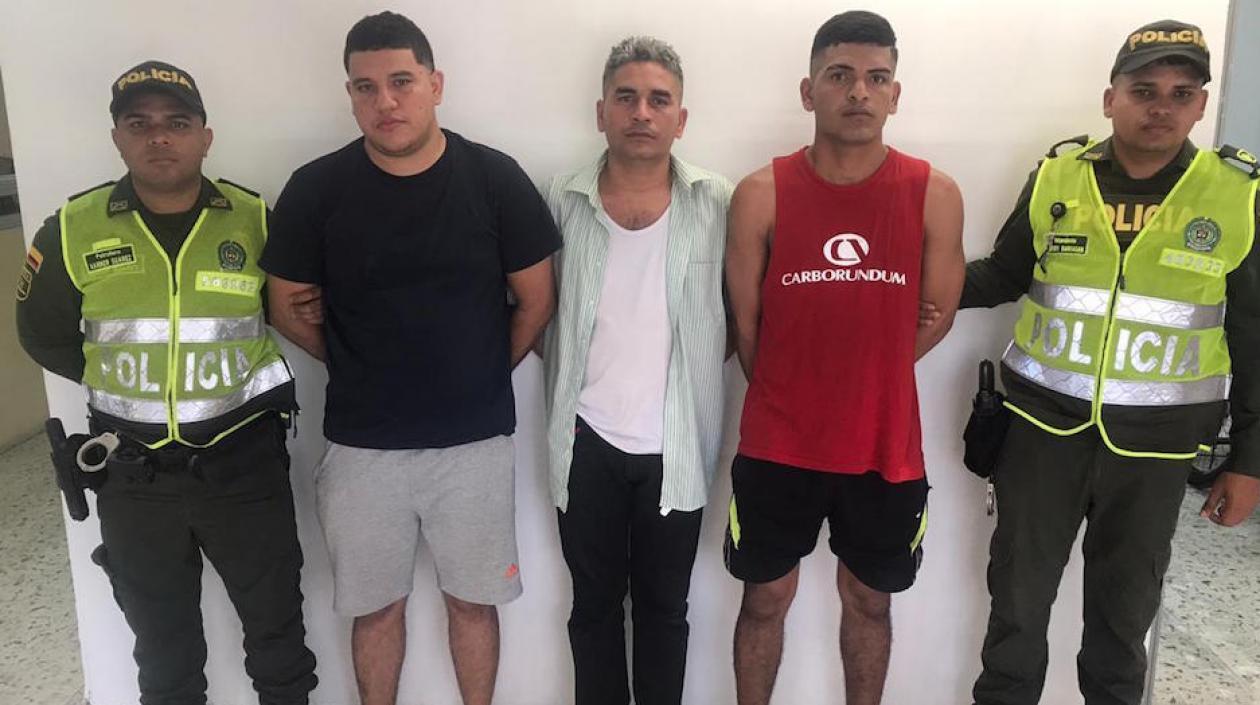 Los tras capturados por los hechos en Los Almendros III etapa.