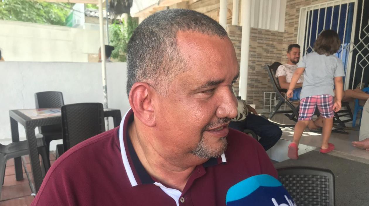 Erick Gerónimo, mánager de Ana Del Castillo.