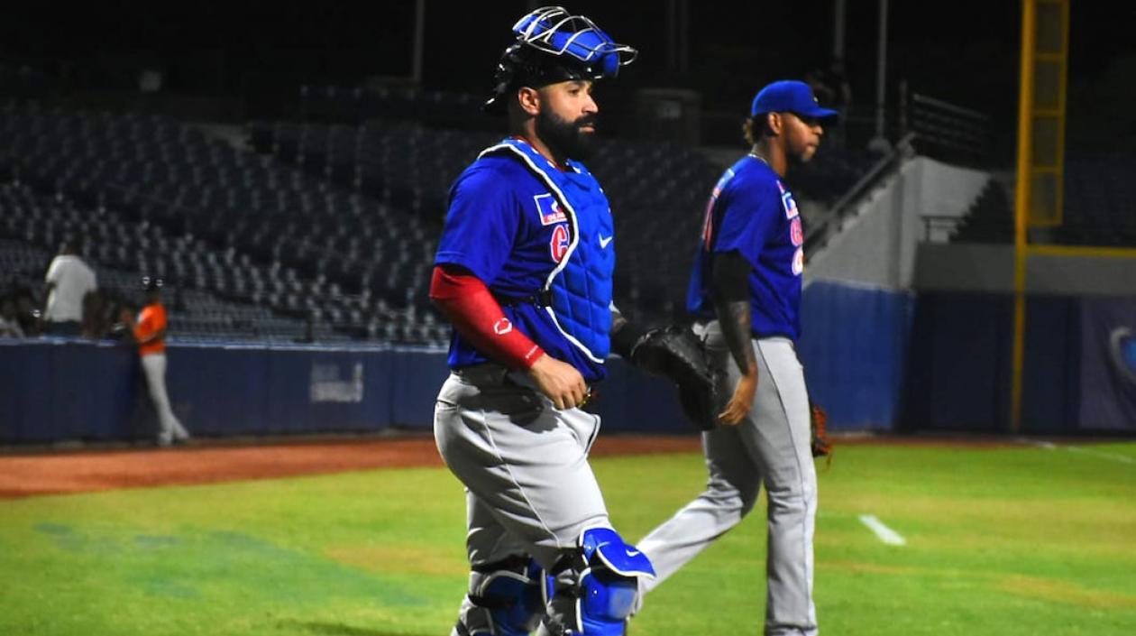 Sandy León, receptor de los Caimanes de Barranquilla.
