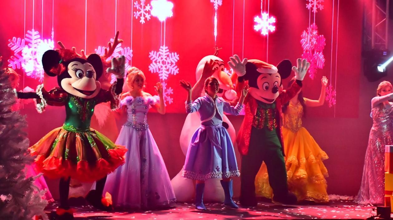 Personajes del espectáculo.