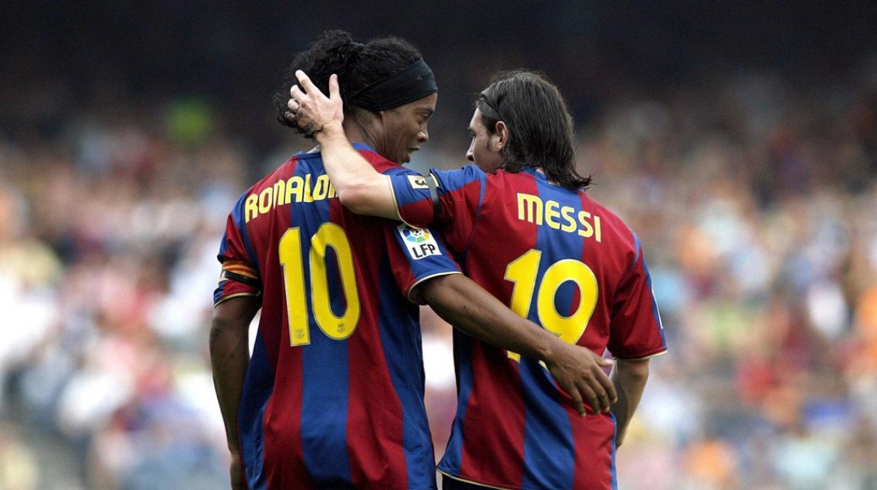 Ronaldinho y Lionel Messi. 