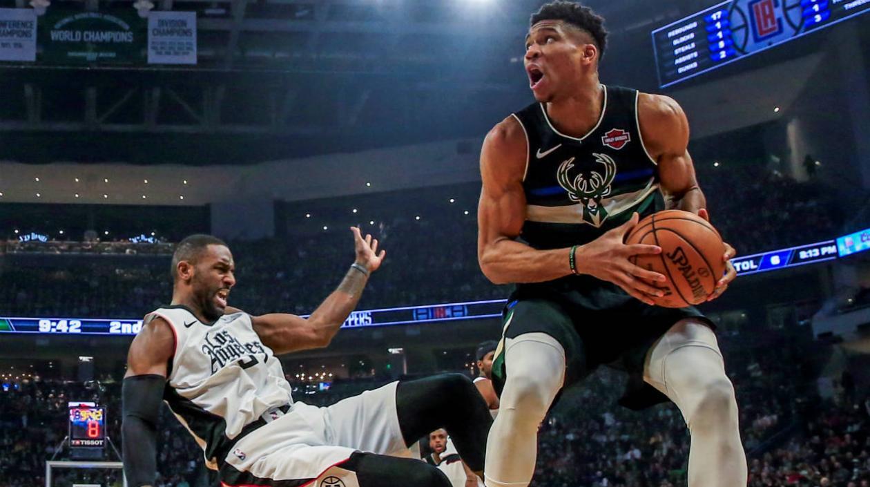 Giannis Antetokounmpo, ala-pívot de los Bucks. 