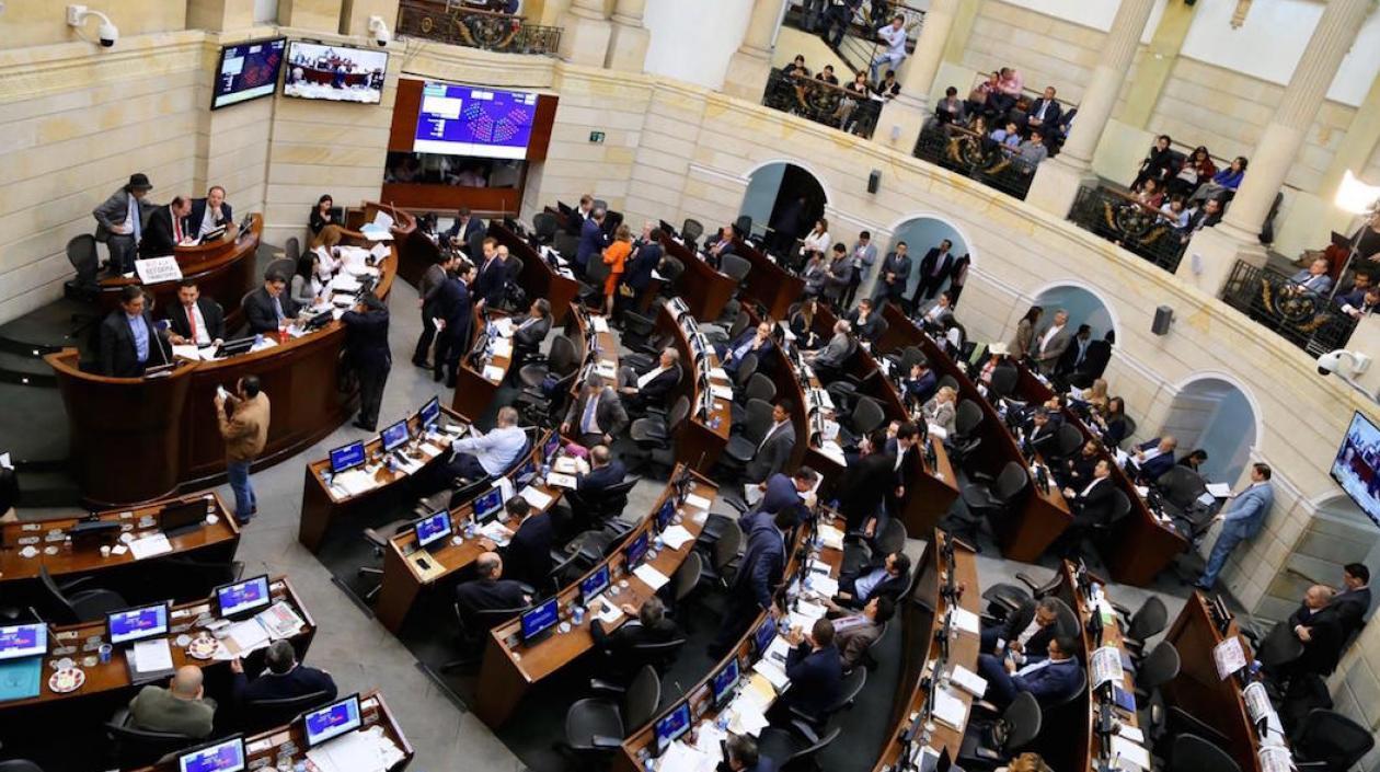 Plenaria del Senado durante la discusión de la reforma tributaria.