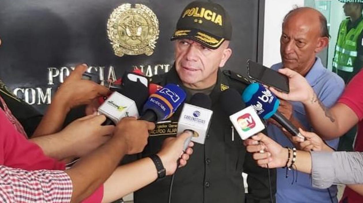 Brigadier general Ricardo Alarcón, comandante de la Mebar.