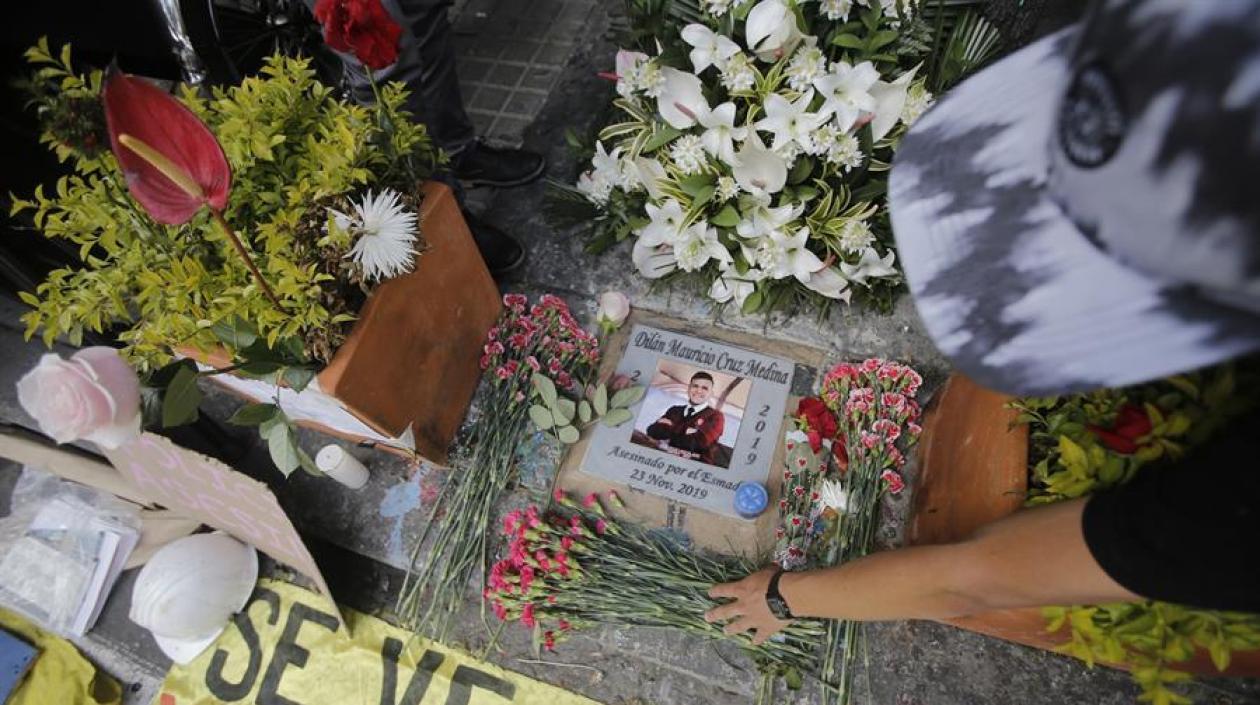 Plantón por Dilan Cruz, un mes después de su muerte.