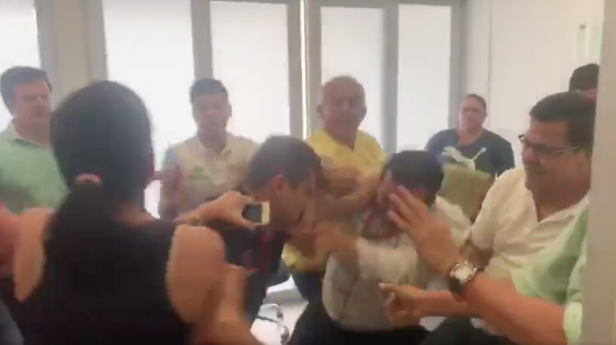 Momentos de la pelea.