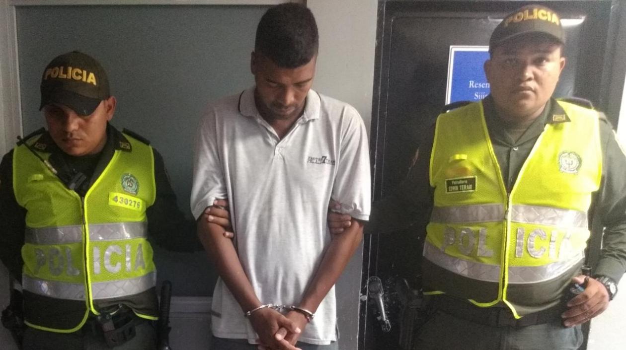 La Policía también participó en la captura de indiciado.