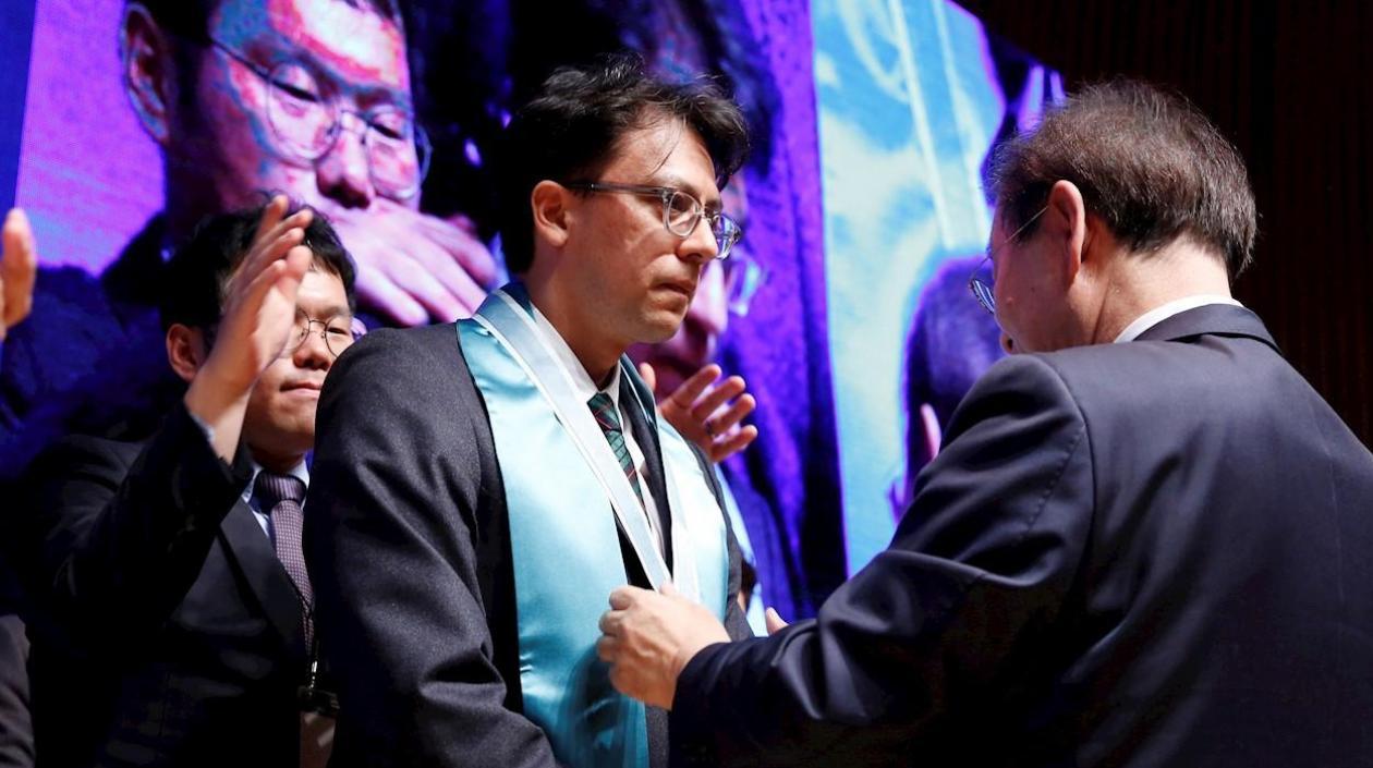 El escritor y periodista colombiano Andrés Felipe Solano.