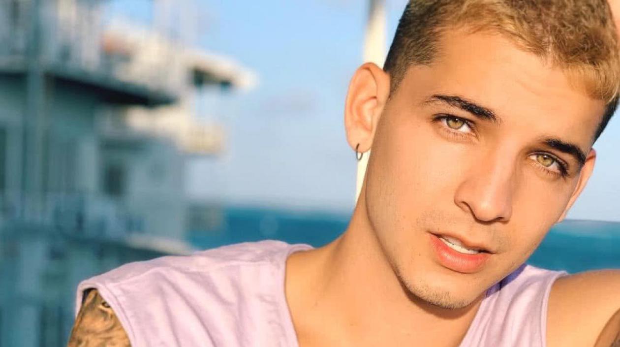 El cantante Legarda.