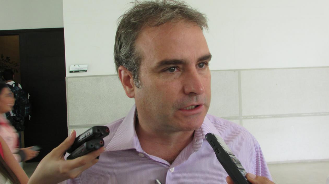 Pablo Felipe Robledo, exsuperintendente de Industria y Comercio.