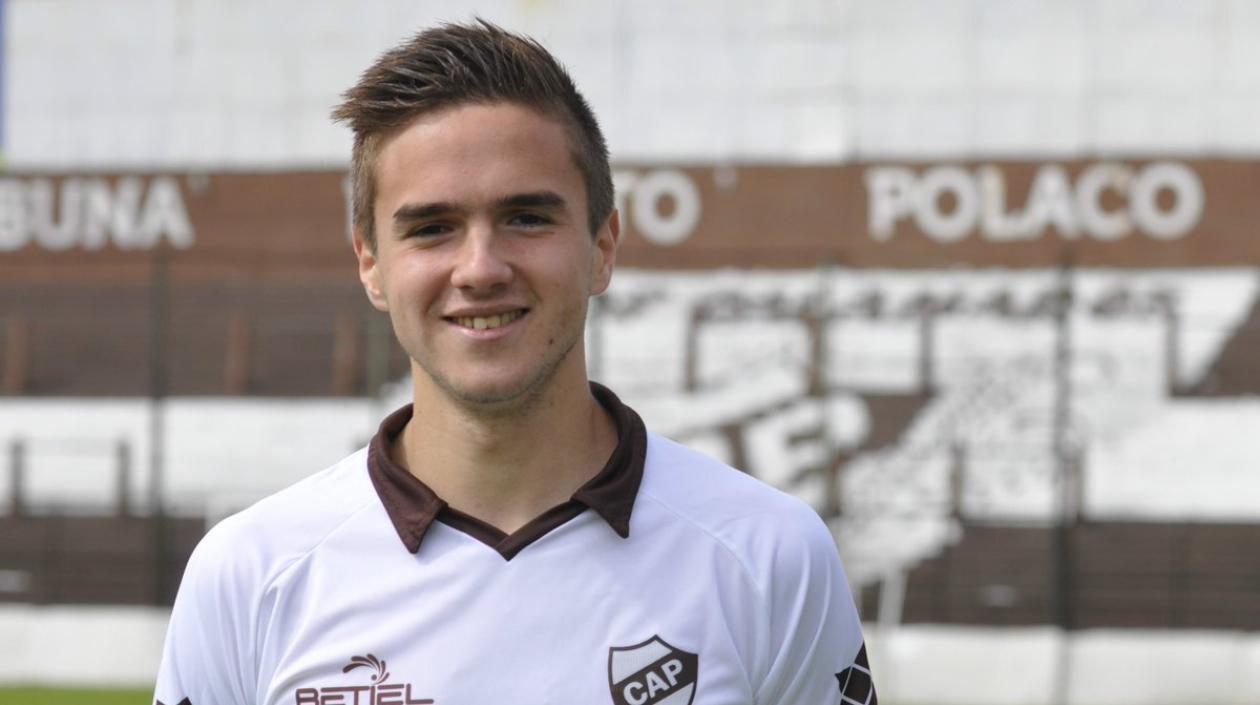 Agustín Palavecino, volante argentino. 