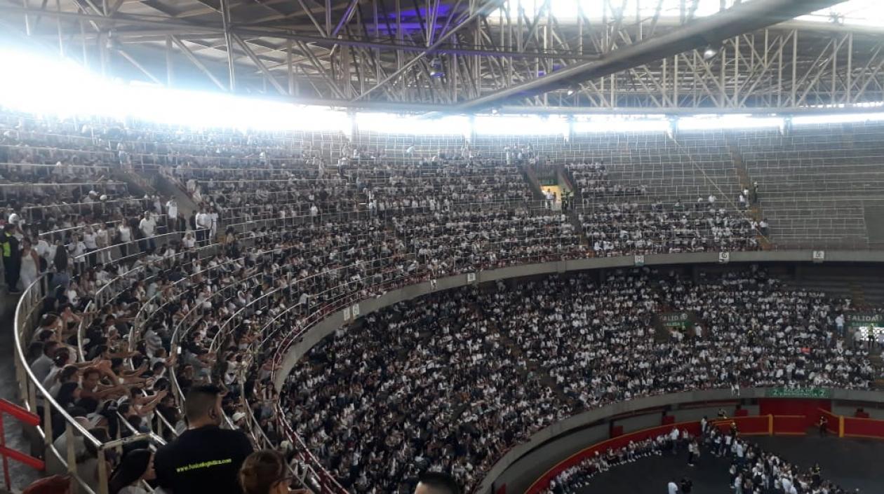 Homenaje a Legarda en la Plaza de Toros La Macarena en Medellín.