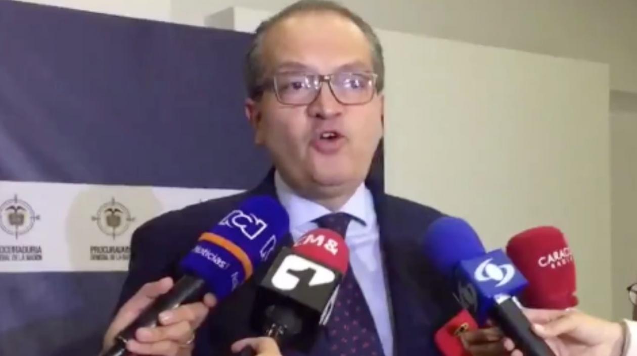 Fernando Carrillo, Procurador.