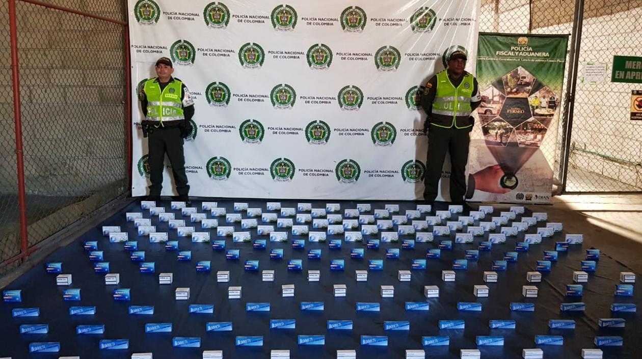 Medicamentos de contrabando fueron incautados en la calle 30 en un puesto de control.