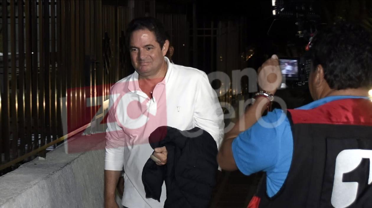 German Vargas Lleras llegando al lugar del encuentro.