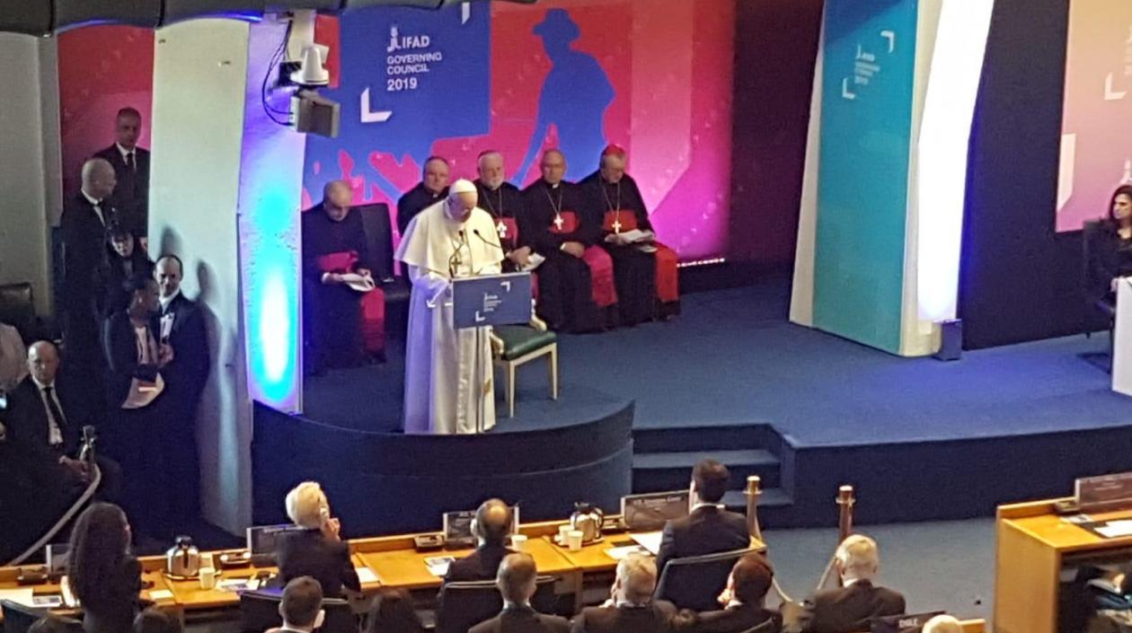 El Papa asistió a la cuarta reunión mundial del Foro de los pueblos indígenas.