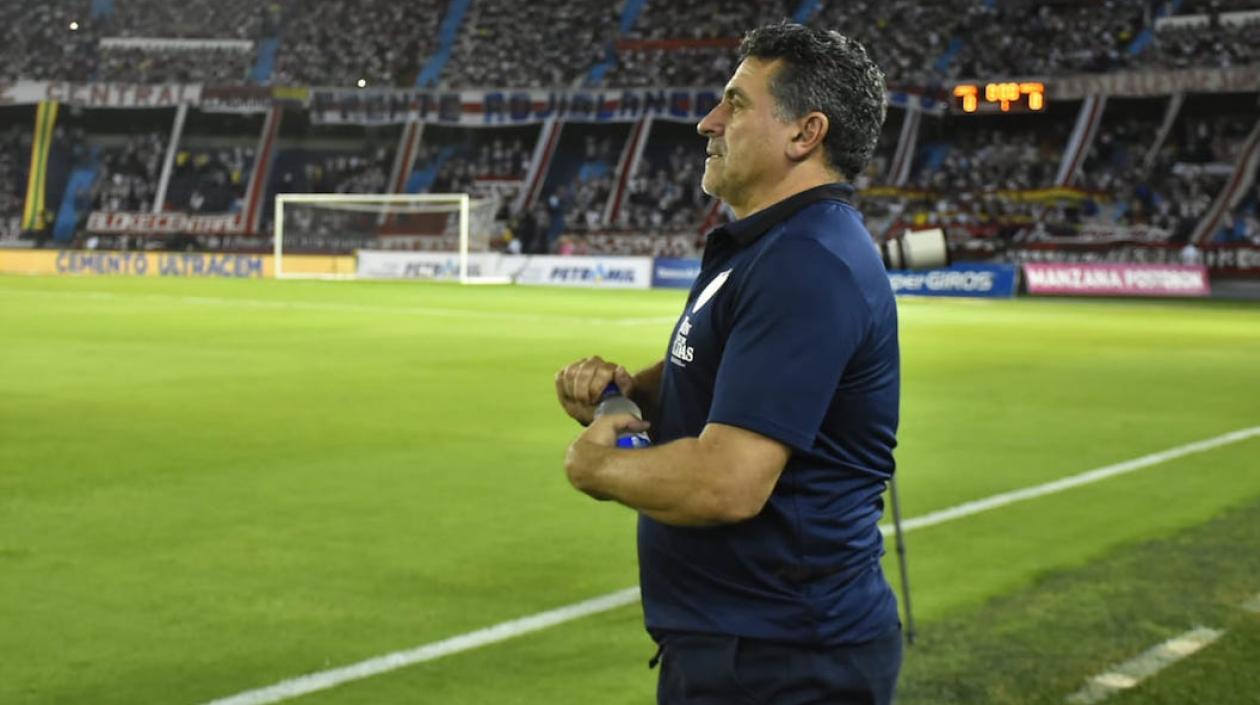 Luis Fernando  Suárez, DT del Junior.