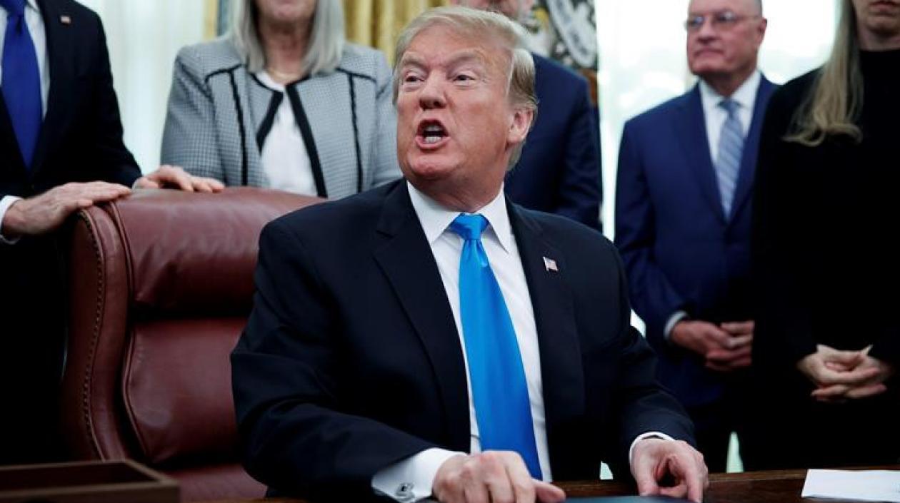 Donald Trump volvió a atacar a la prensa.