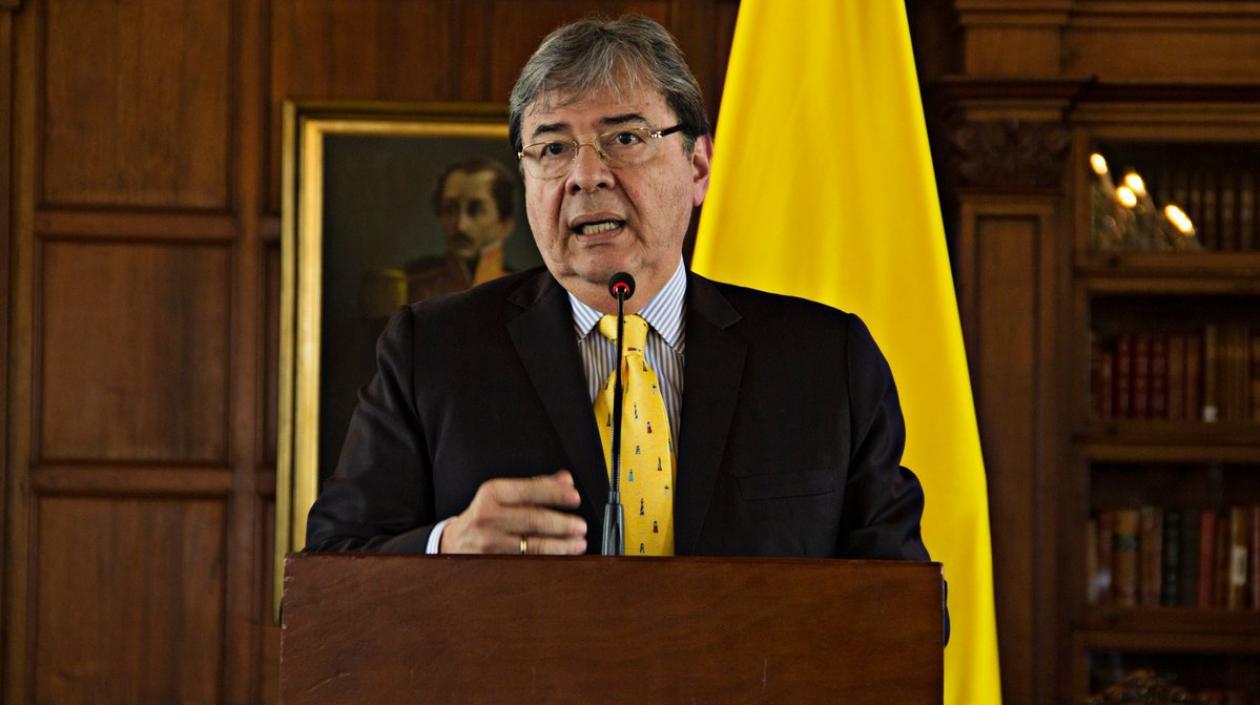El Canciller, Carlos Holmes Trujillo.