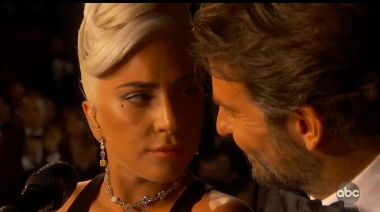 Lady Gaga y Bradley Cooper.