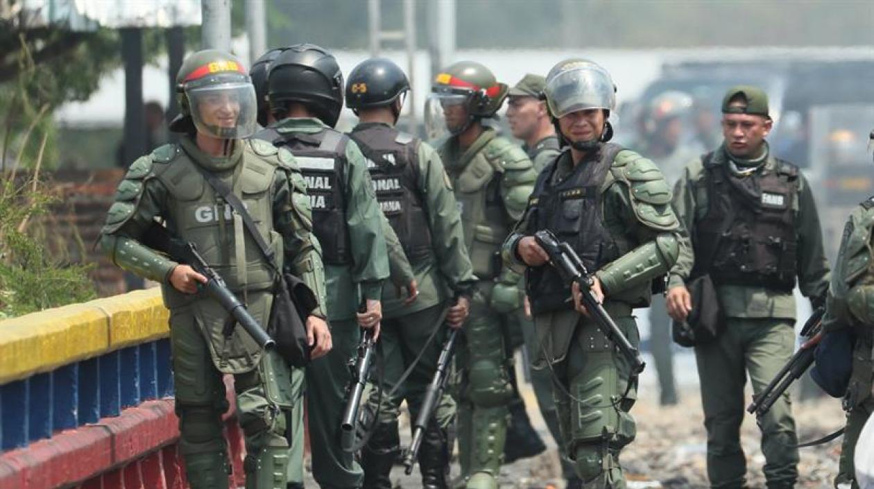 Miembros de la Guardia Nacional Bolivariana en la frontera con Cúcuta.