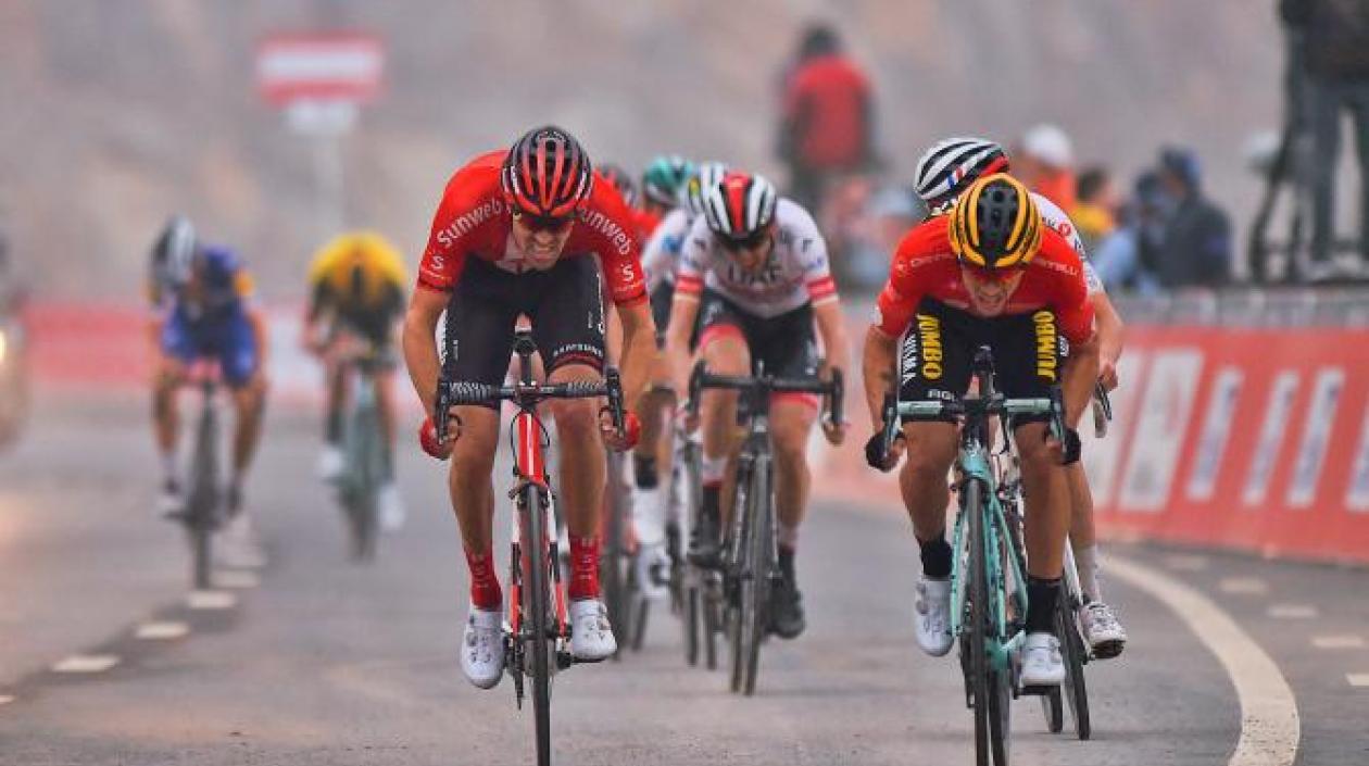 Primoz Roglic ganó en el mano a mano a Tom Dumoulin. 