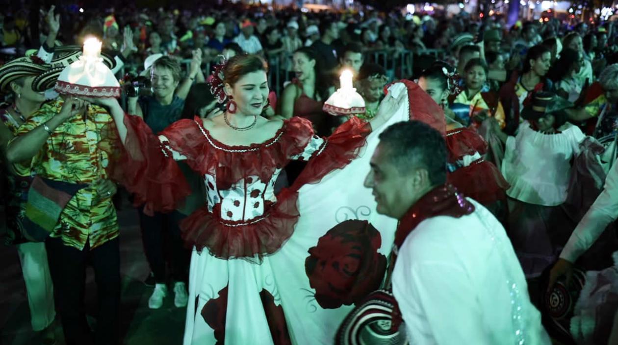 La rueda de cumbia en la Noche de Tambó.