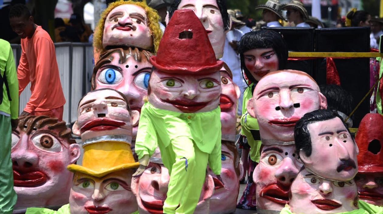 Los tradicionales Cabezones del Carnaval.