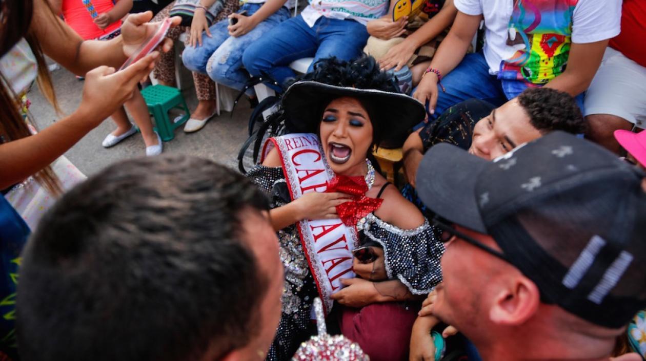 La Reina Carolina llorando a Joselito.