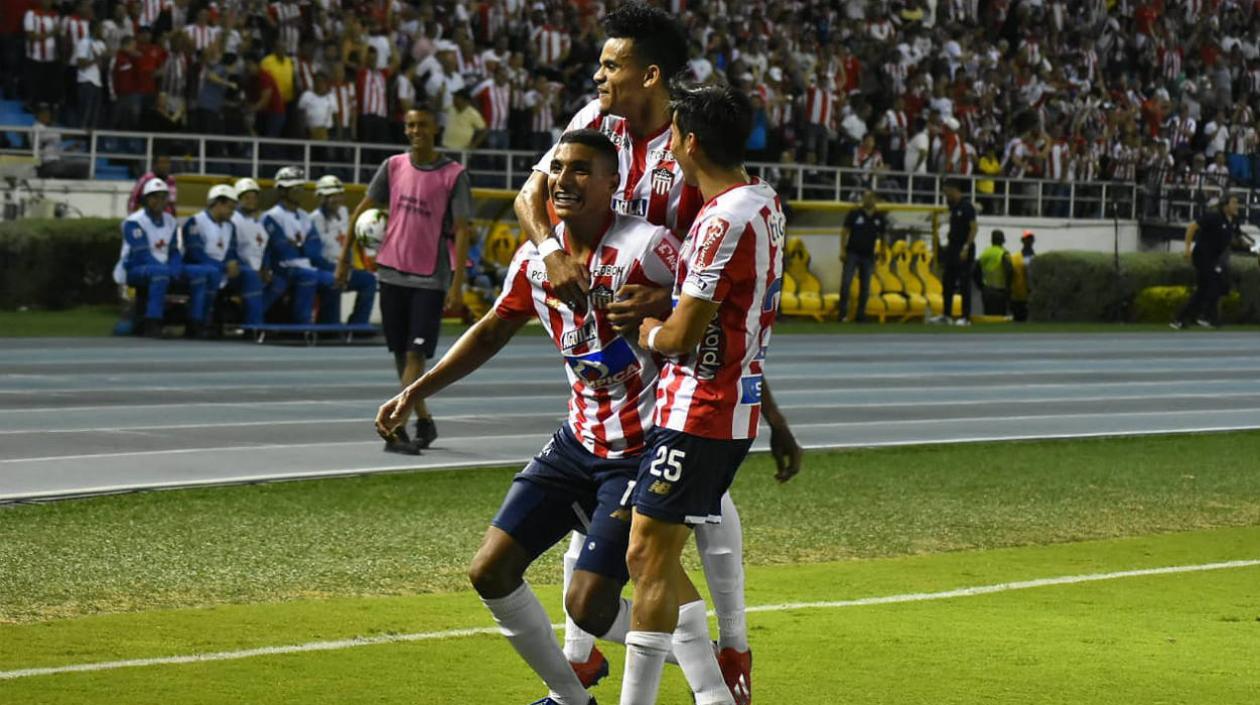 Gabriel Fuentes, Luis Díaz y Fabián Sambueza serán de la partida. 