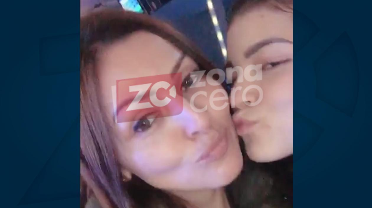 La barranquillera con su hija.