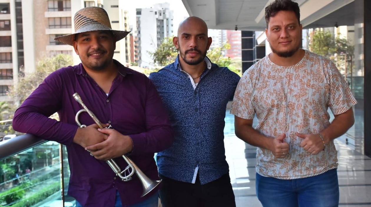 Miembros del grupo La Bandita.