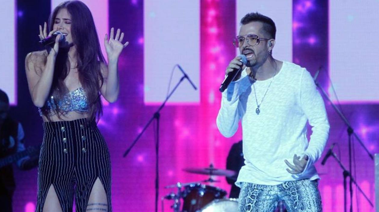 Greeicy Rendón y Mike Bahía, cantantes colombianos. 