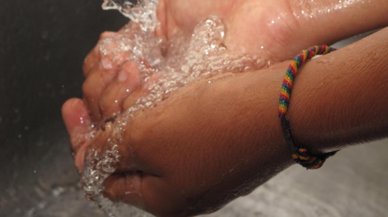 Todos podemos ser héroes del agua, para que sean responsables con el uso del recurso, dijo el Ministro de Vivienda.